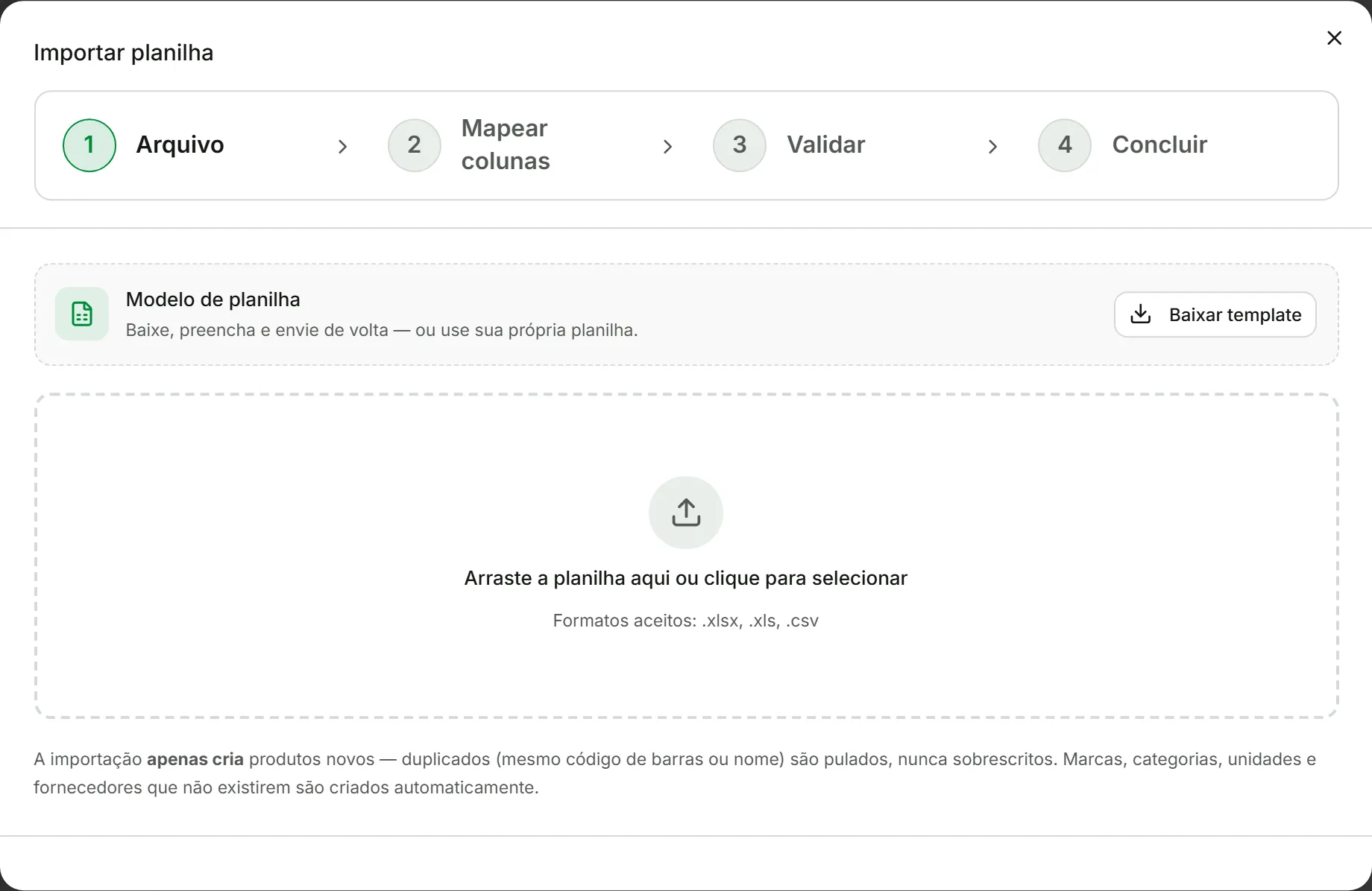 Primeira etapa do assistente de importação, com o cartão para baixar o modelo de planilha e a área de envio do arquivo